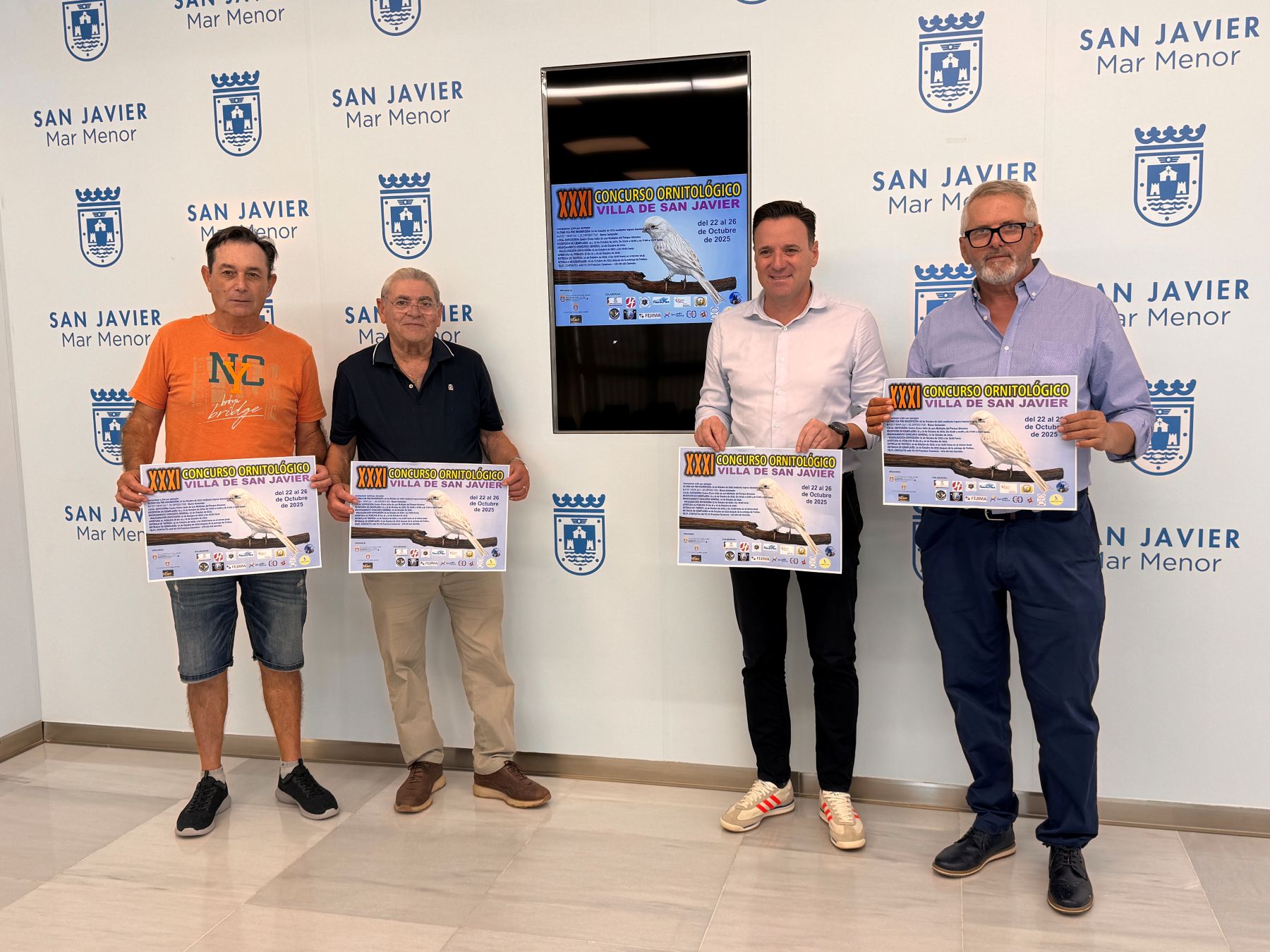 Cerca de 100 ejemplares de los mejores canarios de España participarán en el XXXI Concurso Ornitológico Villa de San javier 